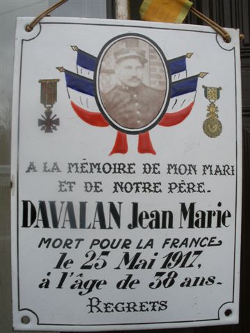 Plaque souvenir Jean-Marie Joseph Davalan - 1879-1917.jpg