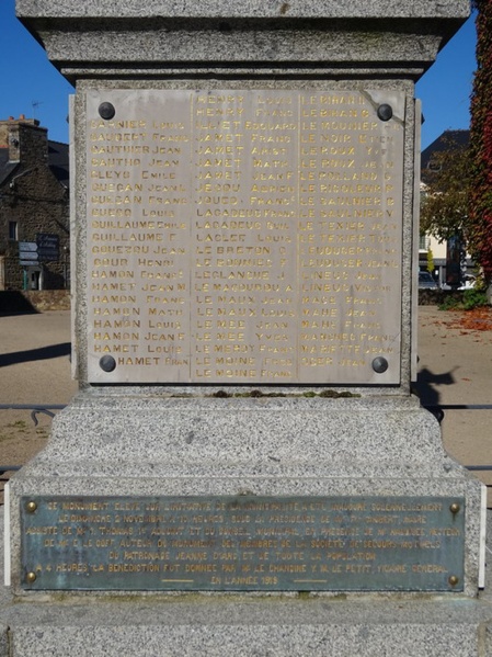 Fichier:Monument aux Morts Plerin.jpg