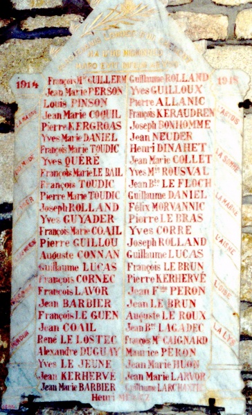 Fichier:Plaque église de Lohuec.jpg