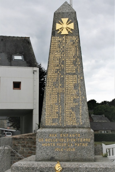 Fichier:MAM BENACH.jpg