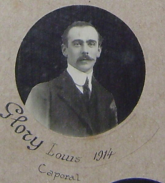 Fichier:Louis glory 01.jpg