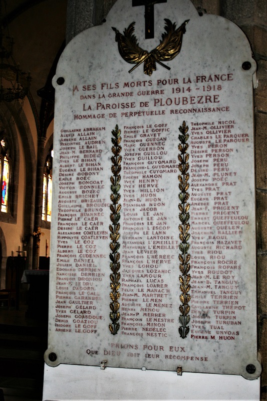 Plaque ploubezre.jpg