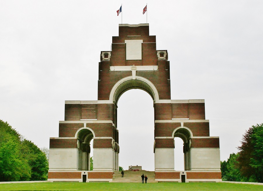 Monument franco-britannique THIEPVAL.jpg