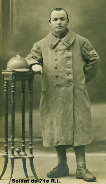 Fichier:Soldat du 71e RI.jpg