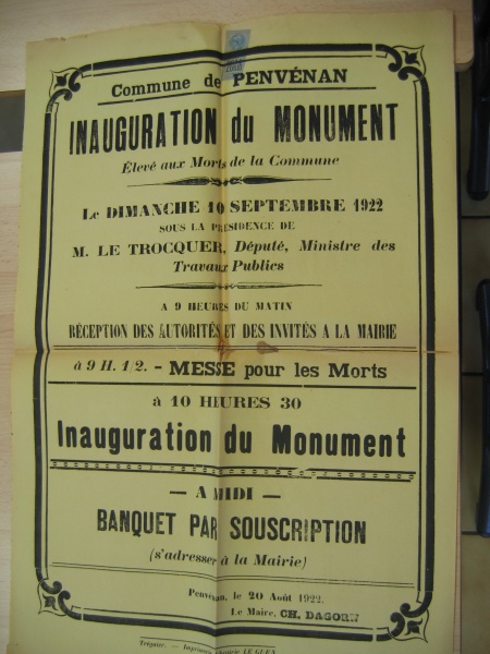 Fichier:Affiche Monument.jpg